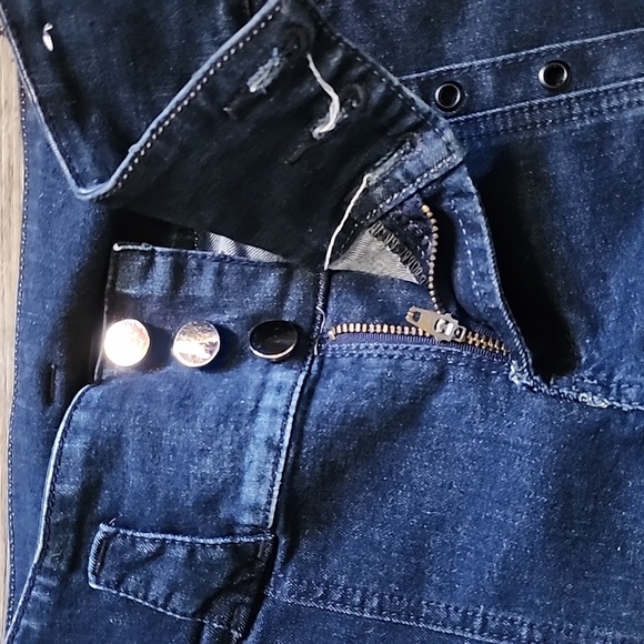 NYE Butt Lifter Jeans - Picture 3 of 10